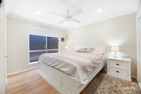 Property photo of 10 Winslow Court Oxenford QLD 4210
