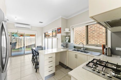 Property photo of 2/4 Darlington Grove Sydenham VIC 3037