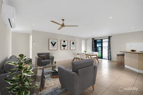 Property photo of 15 Woden Crescent Ooralea QLD 4740