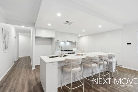 Property photo of 10 Resort View Dawesville WA 6211