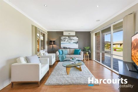 Property photo of 46 Hoysted Avenue Cranbourne North VIC 3977