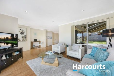 Property photo of 46 Hoysted Avenue Cranbourne North VIC 3977