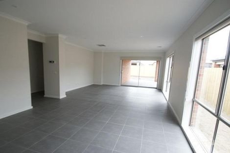 Property photo of 200 Alisma Boulevard Cranbourne North VIC 3977