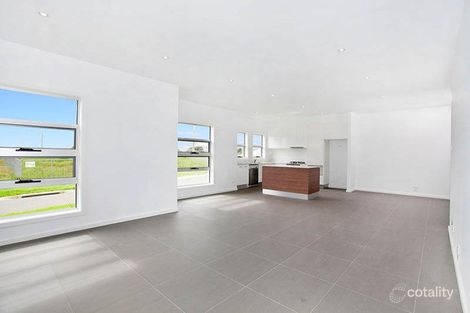 Property photo of 20 Brigantine Drive Shell Cove NSW 2529