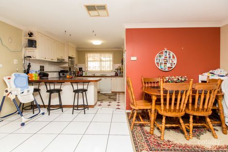 Property photo of 84 Veale Street Ashmont NSW 2650