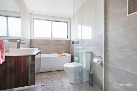 Property photo of 22 Armoury Road Jordan Springs NSW 2747