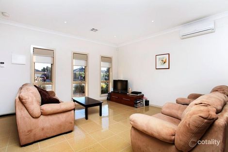 Property photo of 1/22 Banksia Grove Tullamarine VIC 3043