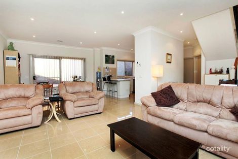 Property photo of 1/22 Banksia Grove Tullamarine VIC 3043