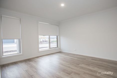 Property photo of 8 Killara Circuit Bacchus Marsh VIC 3340