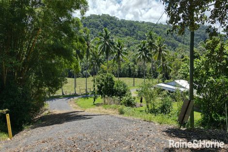 Property photo of 6 Dean Road Bamboo QLD 4873