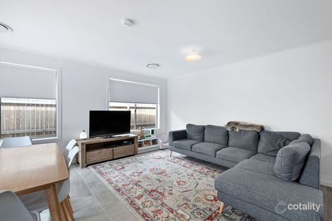 Property photo of 2 Ford Avenue Mount Hutton NSW 2290