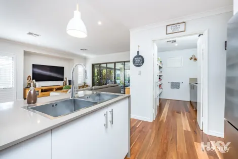 Property photo of 12 Magos Way Aveley WA 6069