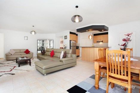 Property photo of 3 Como Glen Caroline Springs VIC 3023