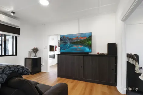 Property photo of 25640 New England Highway Applethorpe QLD 4378