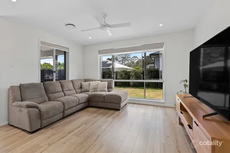 Property photo of 6 Diana Close Bridgeman Downs QLD 4035