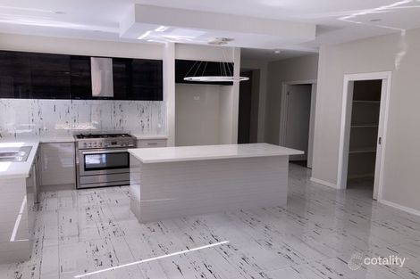 Property photo of 16 Chase Avenue Wollert VIC 3750