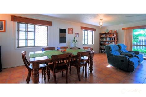Property photo of 18 Karina Crescent Rasmussen QLD 4815