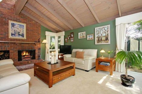 Property photo of 18 Drummer Hill Lane Mooroolbark VIC 3138