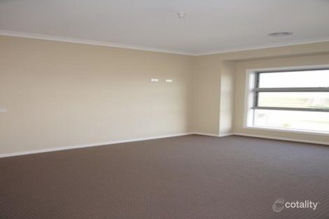 Property photo of 13 Tenterfield Avenue Warragul VIC 3820