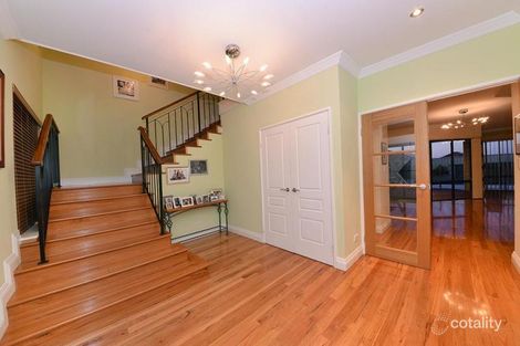 Property photo of 15 Eiffel Circuit Tapping WA 6065