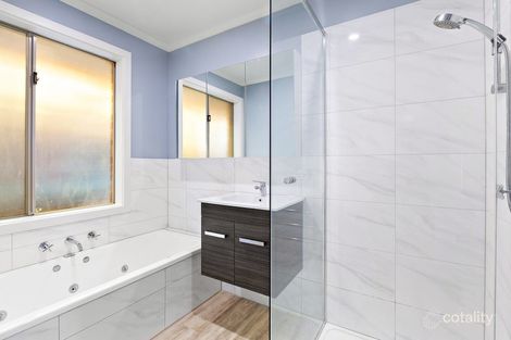 Property photo of 5 Bill Place Hampton Park VIC 3976