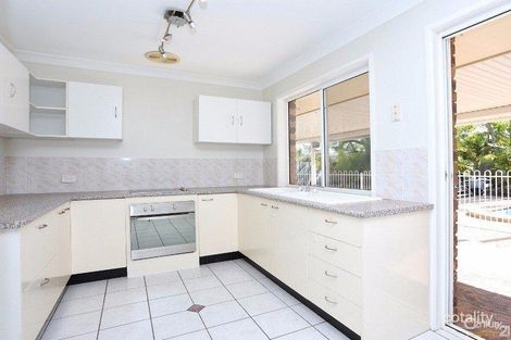 Property photo of 20 Perch Circuit Sandstone Point QLD 4511