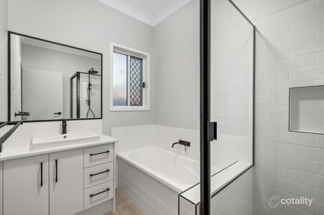 Property photo of 17 Midnight Crescent Spring Mountain QLD 4300