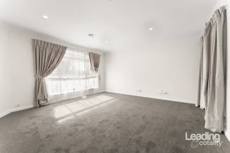 Property photo of 22 Sorbonne Drive Sunbury VIC 3429