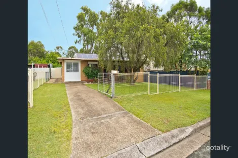 18 Meadow Cres, Beenleigh, QLD 4207
