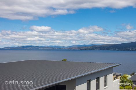 Property photo of 2/572 Oceana Drive Howrah TAS 7018