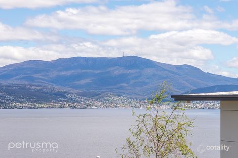Property photo of 2/572 Oceana Drive Howrah TAS 7018