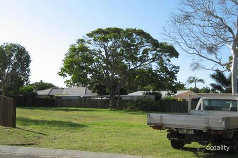 Property photo of 9 Outrigger Close Bargara QLD 4670