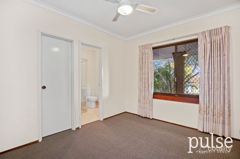 Property photo of 4 Hanrahan Loop Kardinya WA 6163
