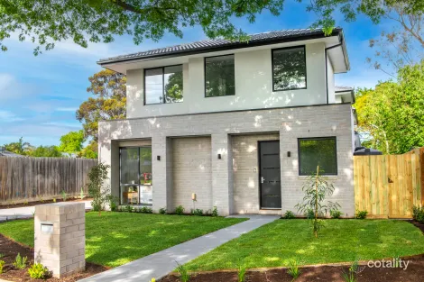 1/2 Cook Rd, Mitcham, VIC 3132