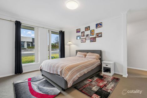 Property photo of 61 Kidd Circuit Goulburn NSW 2580