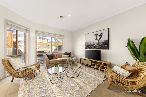 Property photo of 5 Tuncurry Court Ferntree Gully VIC 3156
