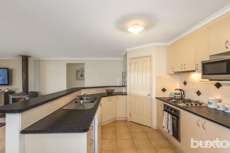 Property photo of 8 Greglyn Court Mount Clear VIC 3350