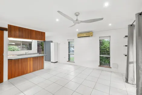 Property photo of 2 Denman Close Manoora QLD 4870