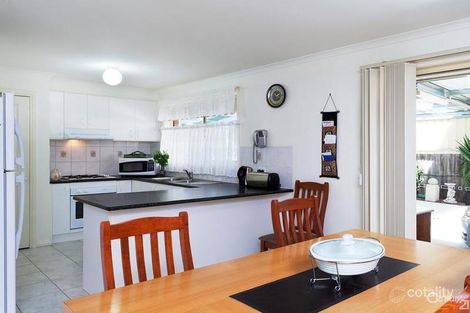 Property photo of 37 Fairhaven Boulevard Cranbourne West VIC 3977