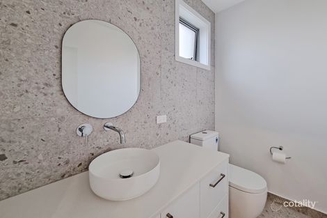 Property photo of 2/3 Maple Crescent Bell Park VIC 3215