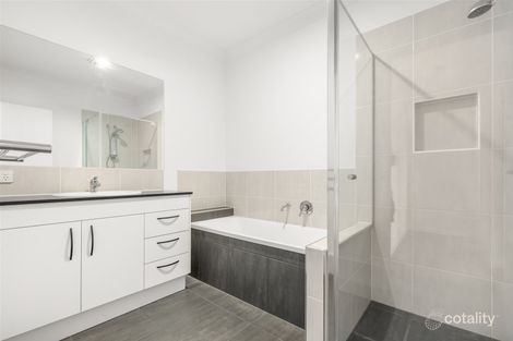 Property photo of 15 Cumbalum Street Hemmant QLD 4174