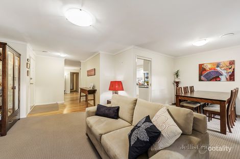 Property photo of 1 Red Cherry Walk Croydon Hills VIC 3136