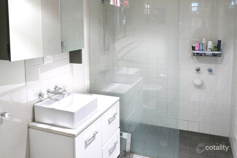 Property photo of 410/191 Powlett Street East Melbourne VIC 3002