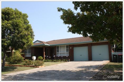 Property photo of 3 Roseland Avenue Yamba NSW 2464