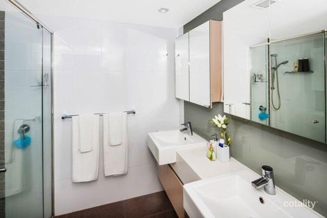 Property photo of 16D/28 Bayview Street Runaway Bay QLD 4216