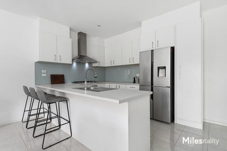 Property photo of 9/12 Ramu Parade Heidelberg West VIC 3081