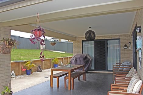 Property photo of 11 Kanuka Drive Ulladulla NSW 2539