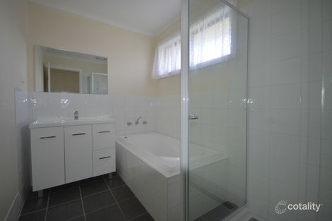 Property photo of 2/3 Parslow Court Traralgon VIC 3844