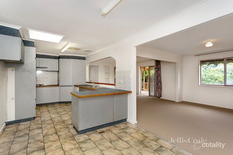 Property photo of 1 Chaucer Crescent Bundoora VIC 3083