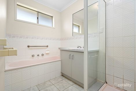 Property photo of 2 Bernard Court Lara VIC 3212